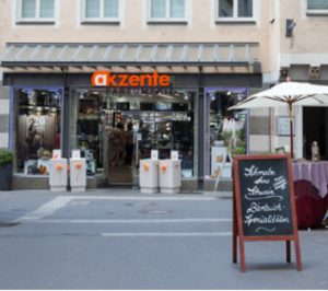 Douglas compra Akzente e impulsa su negocio online