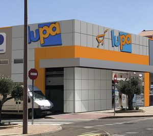 Lupa abre su mayor supermercado en lo que va de año y testa el autocobro