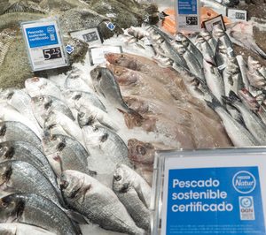 Eroski incrementa un 24% las compras de pescado sostenible certificado