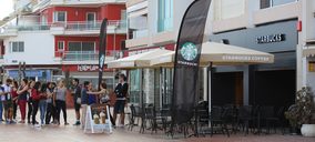 Starbucks abre en primera línea de playa