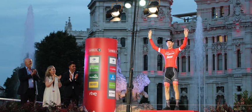 Bauke Mollema, ganador del premio de la combatividad Feníe Energía en La Vuelta