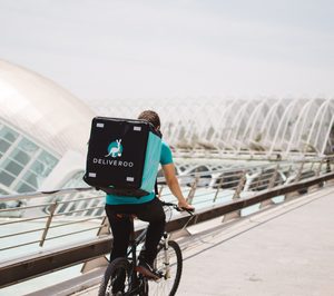 Deliveroo comienza a prestar servicio de habitaciones en España
