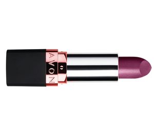 Avon lanza su primera barra de labios con acabado mate metalizado