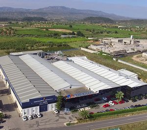 La transformadora de vidrio Cerviglas mejora sus instalaciones