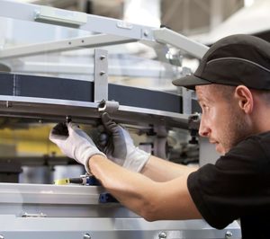 Sidel firma un acuerdo Time&Material con Schweppes Suntory