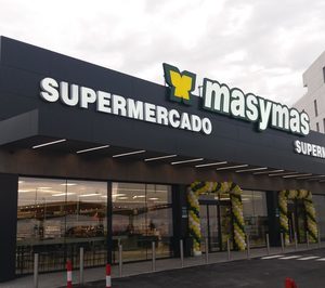 Juan Fornés supera los 110.000 m2 con su quinto supermercado del año