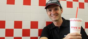 Daniel Agromayor (Five Guys): “Plaza Catalunya será el segundo restaurante español en el Top 10”