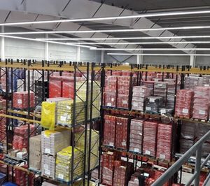 Frit Ravich invierte 1,3 M e inaugura su almacén logístico de Canarias