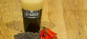 La Fábrica Cruzcampo de Málaga elabora 30 tipos de cerveza en su primer año