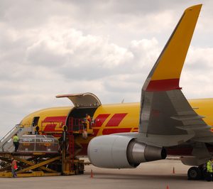 DHL se acerca a Iberia como aerolínea líder en mercancías en España