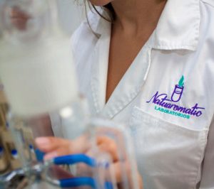 Natuaromatic desarrolla una línea de cosmética decorativa natural