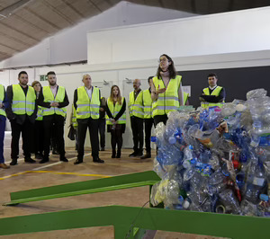 Aguas Danone inaugura su primera planta de selección de envases