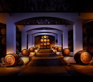 Beam Suntory eleva su capacidad en España e inicia la exportación de DYC a Latinoamérica