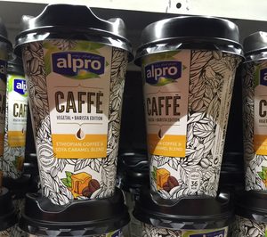 Alpro de Danone entra a competir en la categoría de café ready to drink