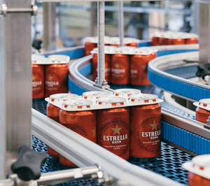 Damm testa con Alzamora un sistema para sustituir las anillas plásticas de sus packs