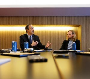 Roca estudia las reformas de espacios de baño de bares y restaurantes en España