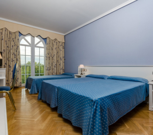 Checkin abre un 4E en Parla