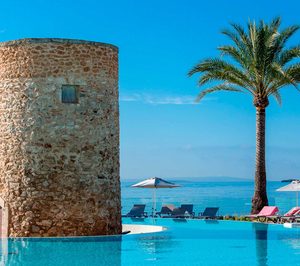 El Torre del Mar reabre tras meses de reforma