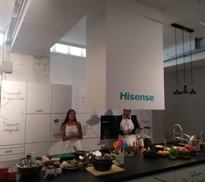 Hisense presenta su nueva gama de hornos y encimeras