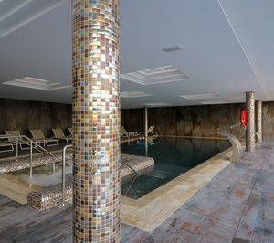 Dekton presenta el tratamiento antideslizante Grip+