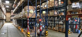 Asenga incorpora un almacén y sigue creciendo