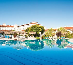 Reabre el hotel PortAventura tras su renovación