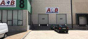 AB Custom acrecienta su negocio y traslada una delegación