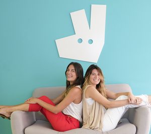 Deliveroo refuerza su equipo de comunicación en España