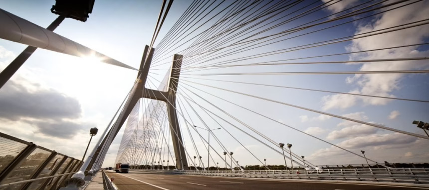 Acciona presenta una OPA por la constructora polaca Mostostal Warszawa