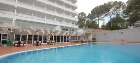 Acuerdo entre HIP y Sarasola para el debut de Room Mate en el segmento vacacional