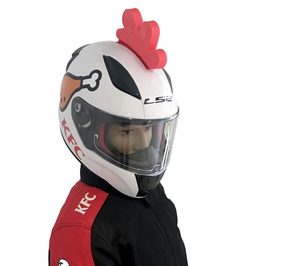Benacus diseña los uniformes para el servicio de delivery de KFC