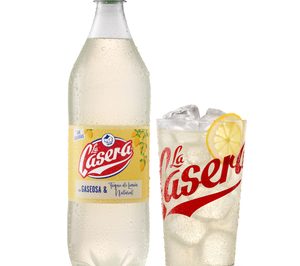 Schweppes lanza La Casera con limón para competir con las aguas saborizadas