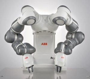 ABB introduce los robots colaborativos en los laboratorios médicos
