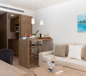 Valentín Paguera renueva habitaciones para solo adultos