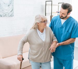 La startup Cuideo se alía con Cruz Roja para ofrecer servicios de teleasistencia