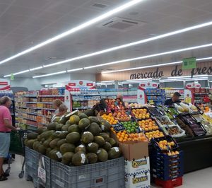 Híper Usera sigue con las reformas de sus supermercados más grandes