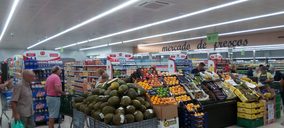 Híper Usera sigue con las reformas de sus supermercados más grandes