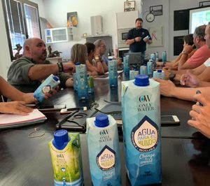 Narbona Solís empieza a distribuir el agua en cartón Only Water