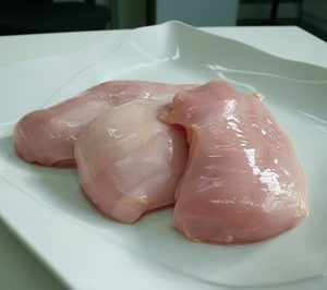 Uvesa y Termoformas de Levante investigan para mejorar la vida útil del pollo envasado