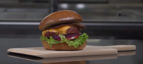 Nestlé presenta sus versiones vegetales de queso y bacon para acompañar su Incredible Burger