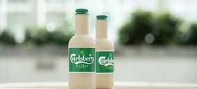 Carlsberg muestra sus dos primeros prototipos de botella de papel