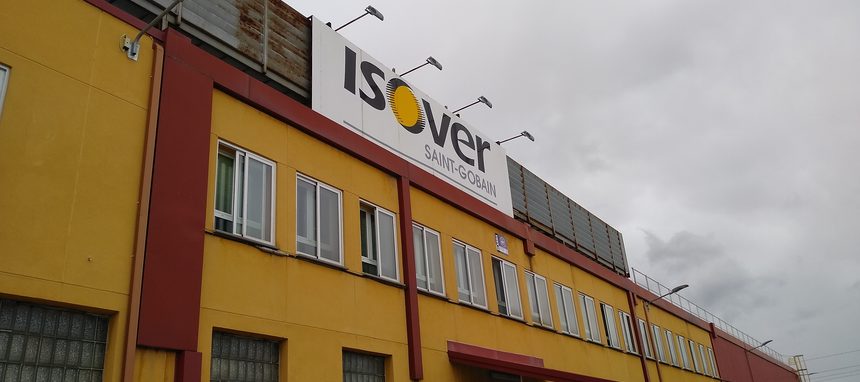 Saint-Gobain Isover inaugura línea de producción en su fábrica de Azuqueca de Henares