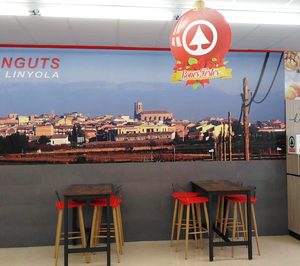 Fragadis estrena un nuevo modelo Eurospar con zona de descanso