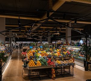 Supermercados Sánchez Romero inaugura su primera tienda hub de servicios