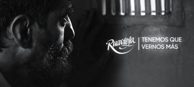 Ruavieja sigue liderando la categoría de licores y se refuerza con nueva campaña navideña