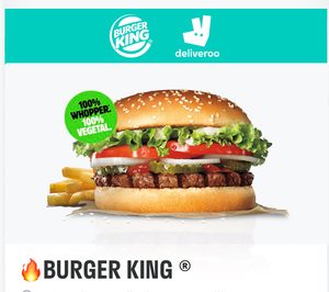 Burger King amplía su servicio a domicilio y firma un acuerdo con Deliveroo