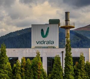 Vidrala vende su fábrica belga a Savarglass pero acuerda adquirir parte de su producción hasta 2025