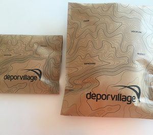 Deporvillage sustituye el plástico de sus embalajes por papel reciclado