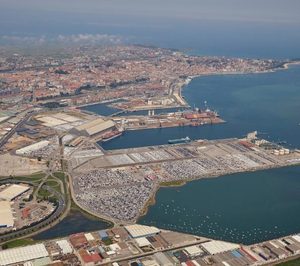 Los puertos españoles aumentaron ligeramente el tráfico de mercancía hasta el mes de octubre