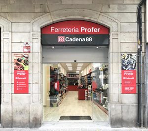 Profer abre ferretería en Barcelona